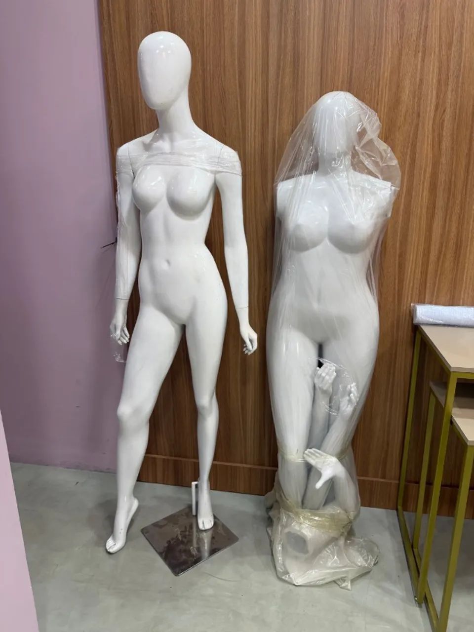 Manequins novos , sem uso 