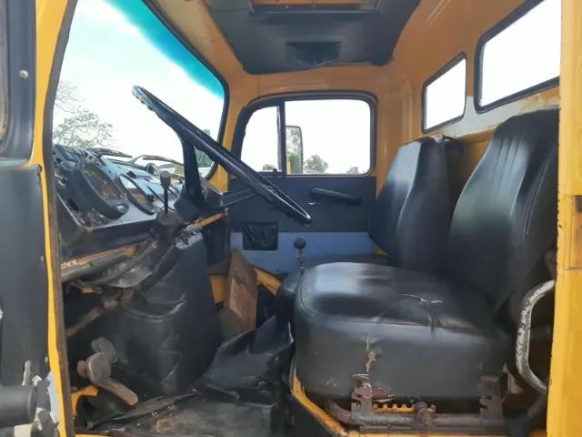 Caminhão MB 1513 - Pipa - Foto 2