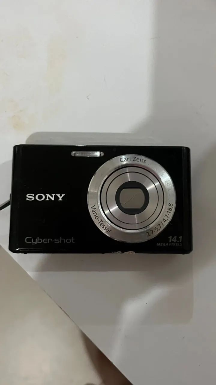 Camera cybershot 14.1 com carregador e cartão de memória 