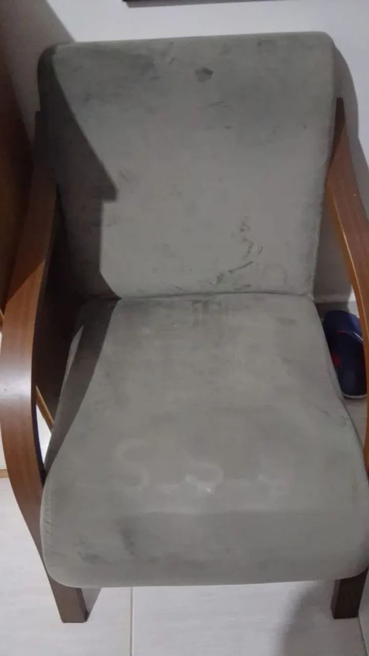 Poltrona muito bem conservado tenho 2 pra vender 