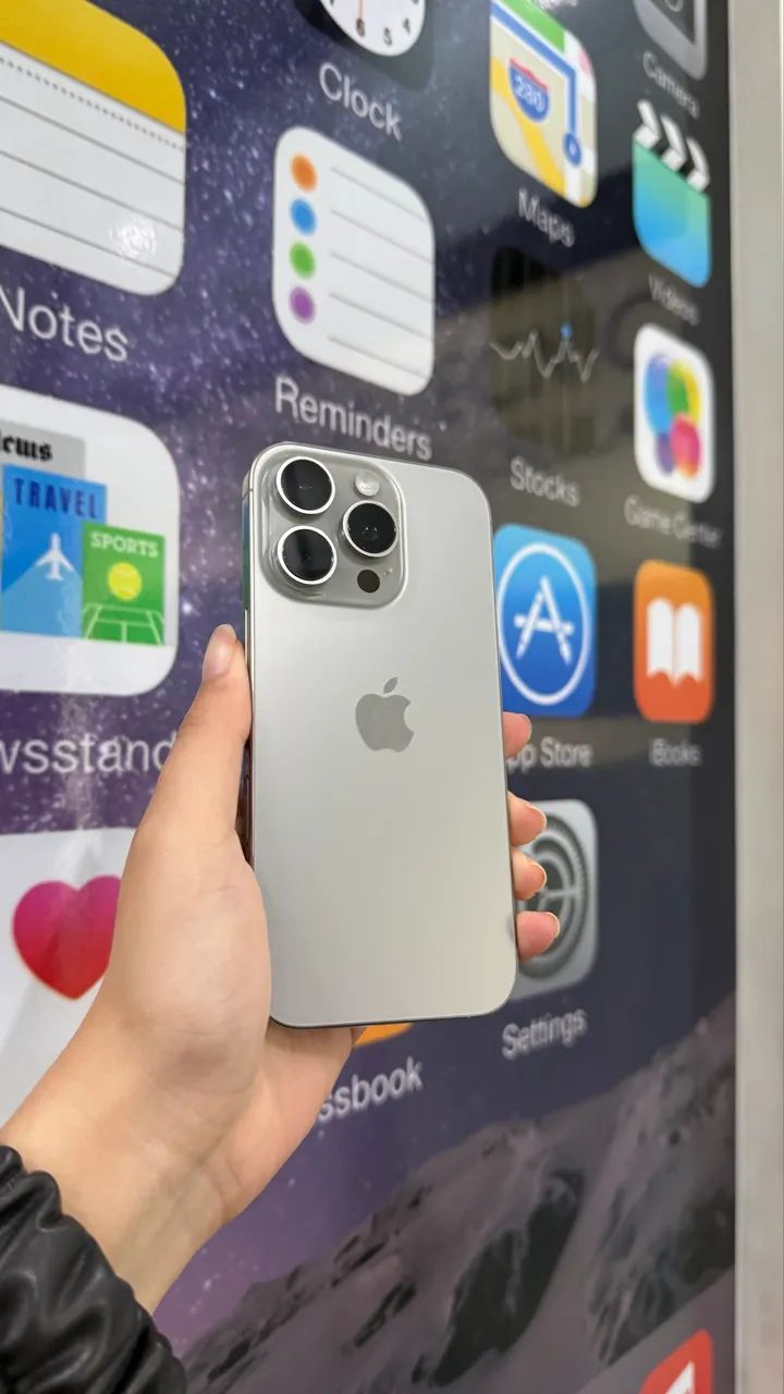 iPhone 16 Pro Natural 256 GB seminovo 