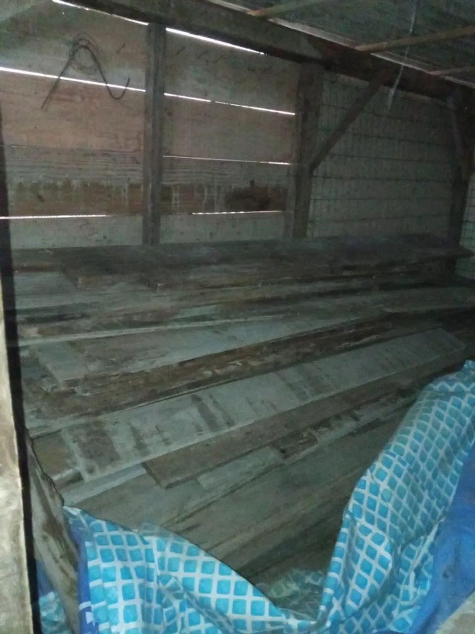 (Vendo) Tabuas de madeiras usadas - Foto 2