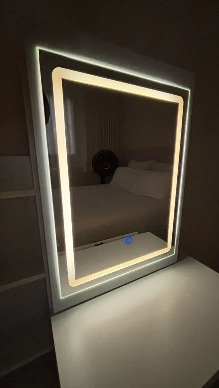 PENTEADEIRA NOVA COM ESPELHO LED, BANCO, GAVETAS E COMPARTIMENTO - Foto 4