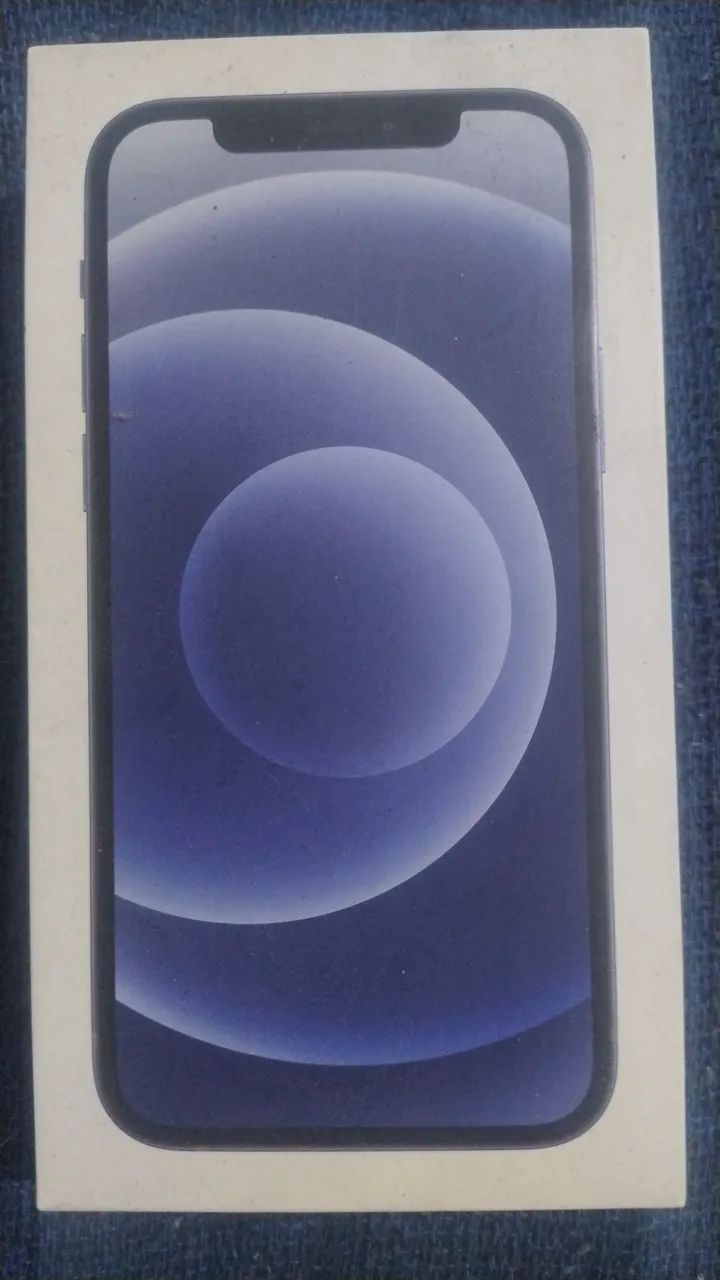 Caixa de iPhone 12 vazia