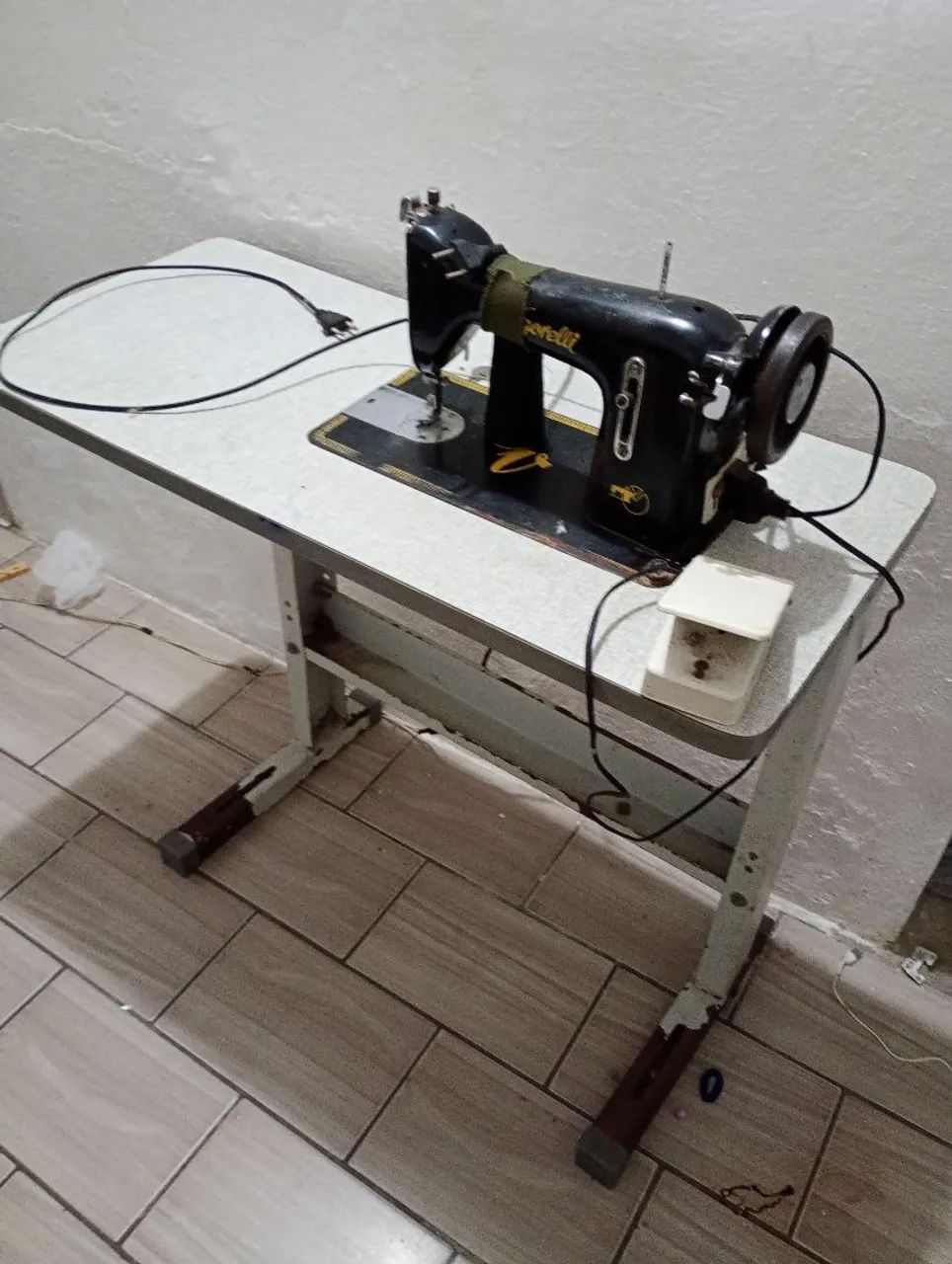 Máquina de costura 