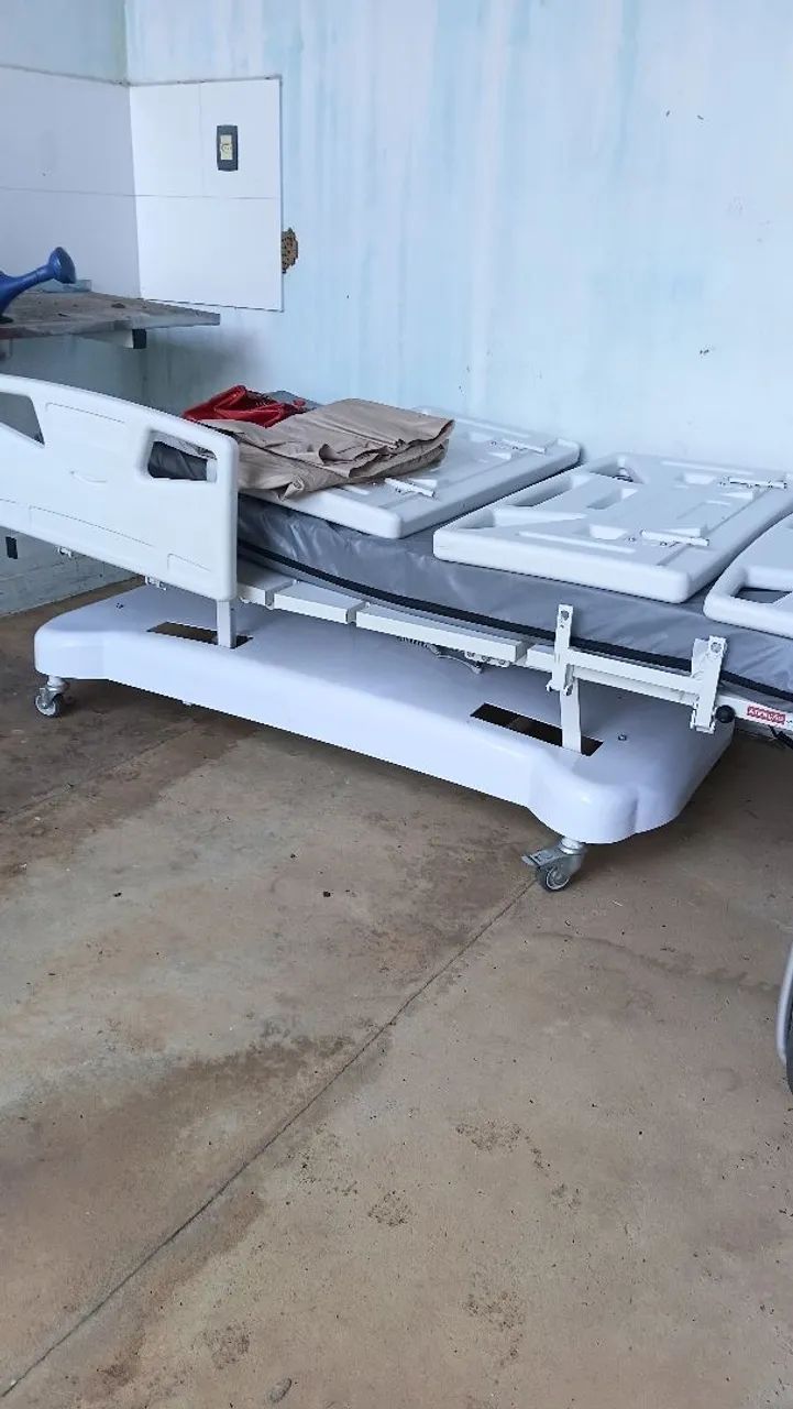 Cama hospitalar automática 