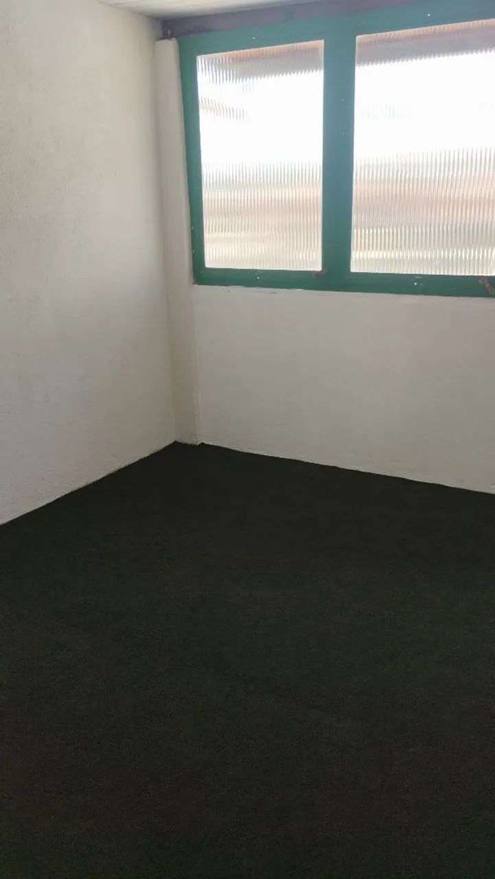 Barracão Bairro Ana Lúcia - Foto 4