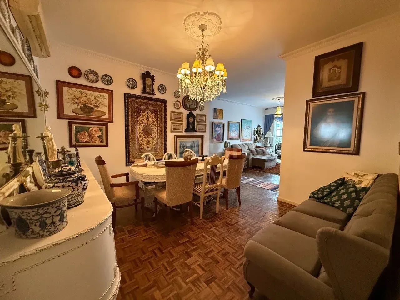 173 m² na Av. Trompowsky | 3 dormitórios, 2 vagas e potencial para 2 suítes