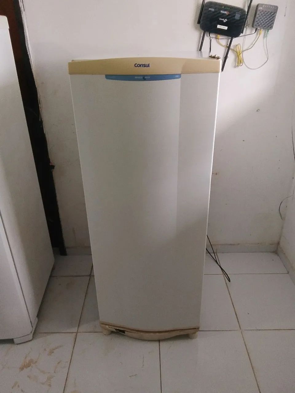 vende-se geladeira Consul bem conservada 