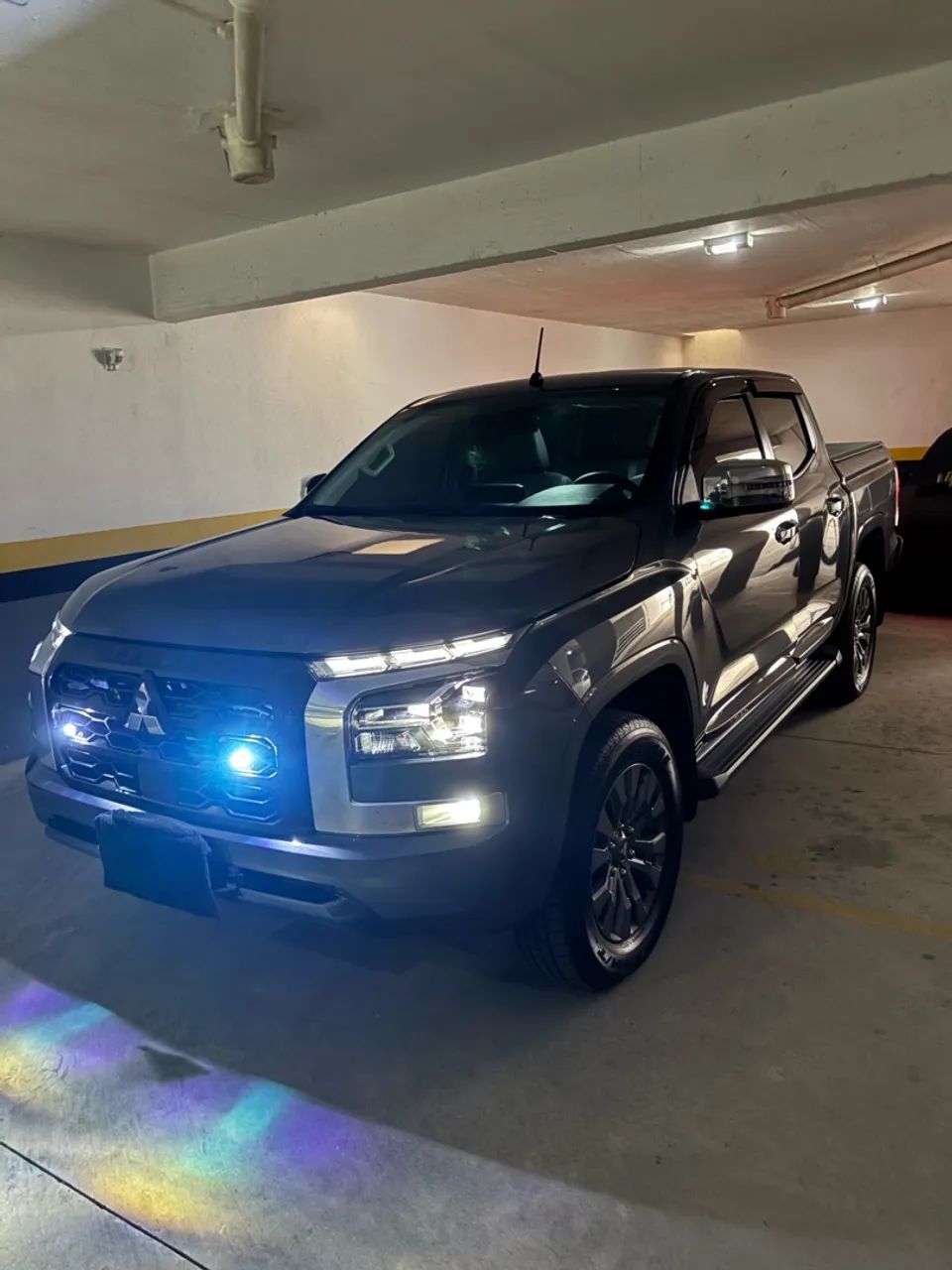 Mitsubishi Triton Triton HPE 2.4 CD 4x4 TB Diesel Aut. 2027