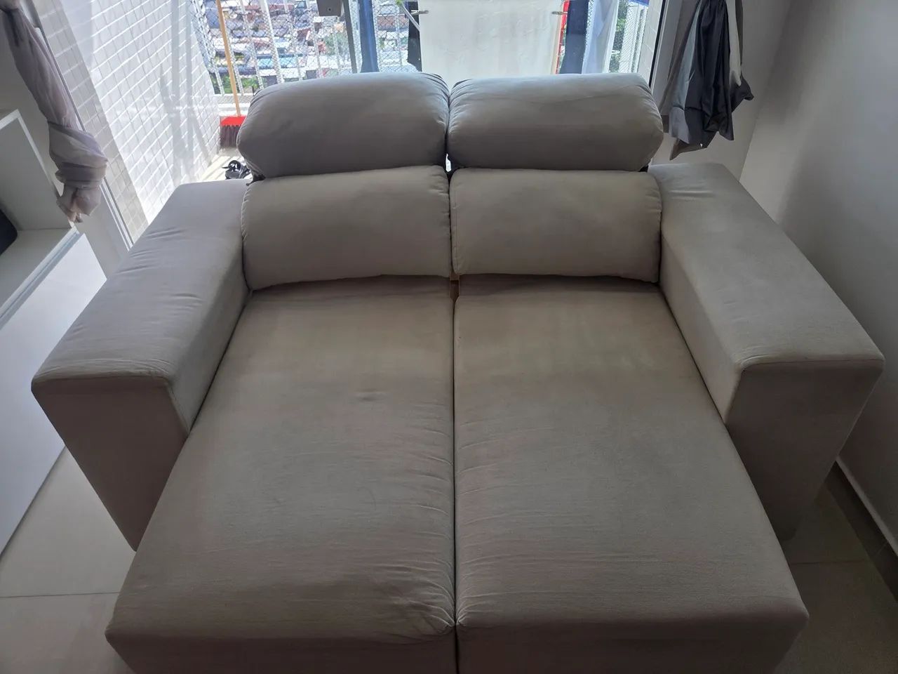 Sofá chaise, retrátil e reclinável! Perfeito.  - Foto 2