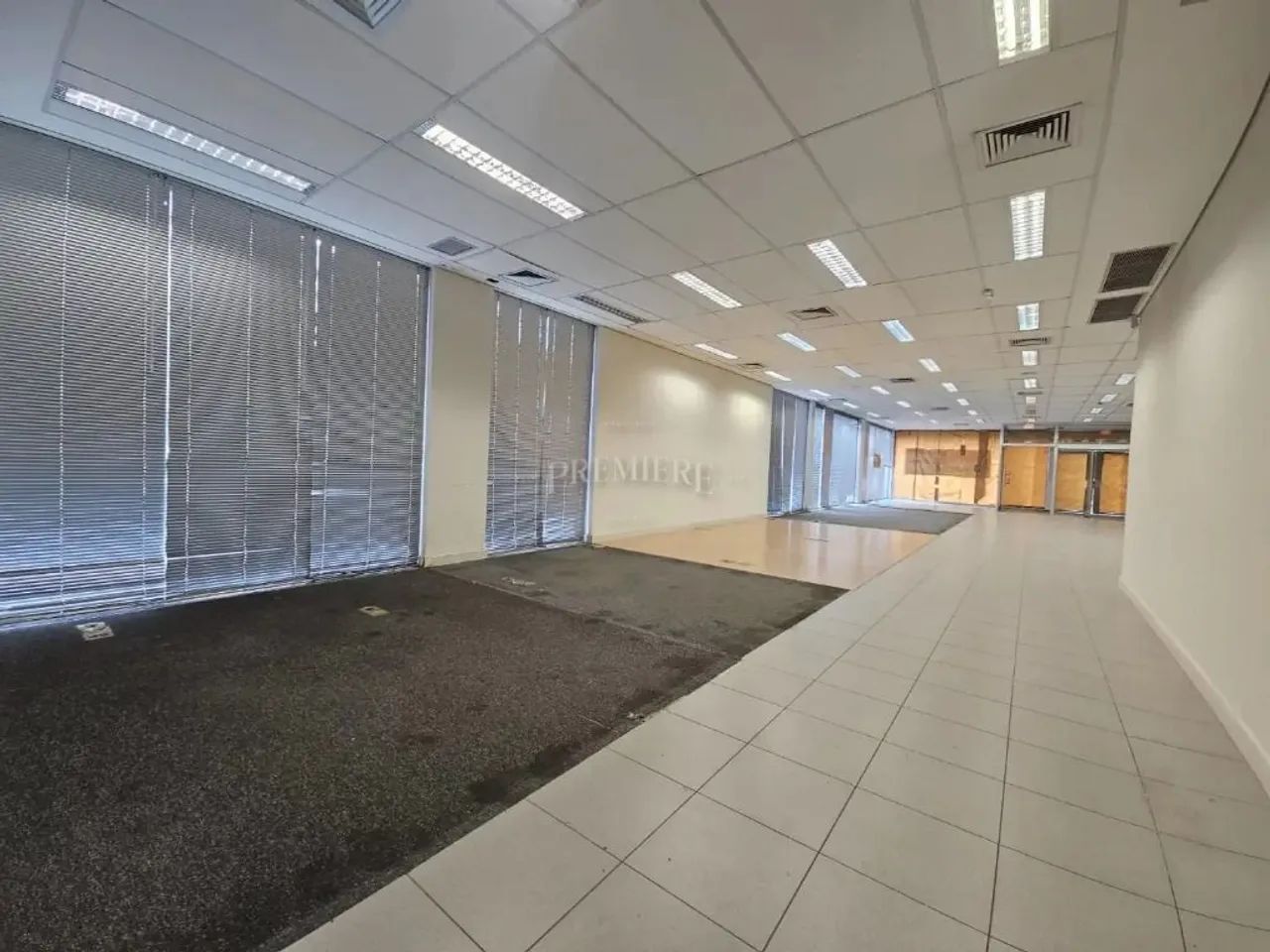 Loja para alugar, 448 m² - Cabral - Experimente o Atendimento Boutique!!! - Foto 5