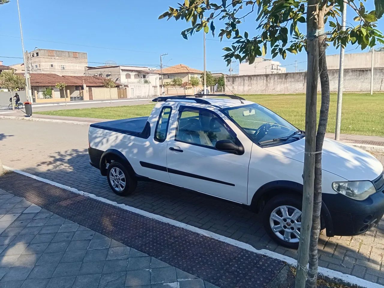 Fiat Strada 1.4 MPI Fire Flex 8V CE 2008 - Foto 2