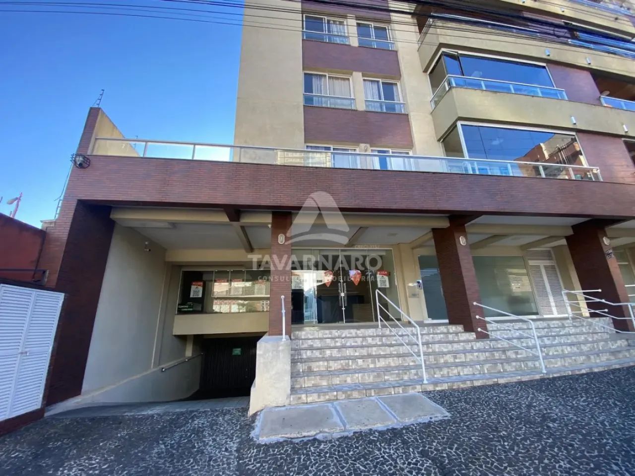 Imóvel Comercial em Edifício, Ampla e Bem Localizada! - Foto 2