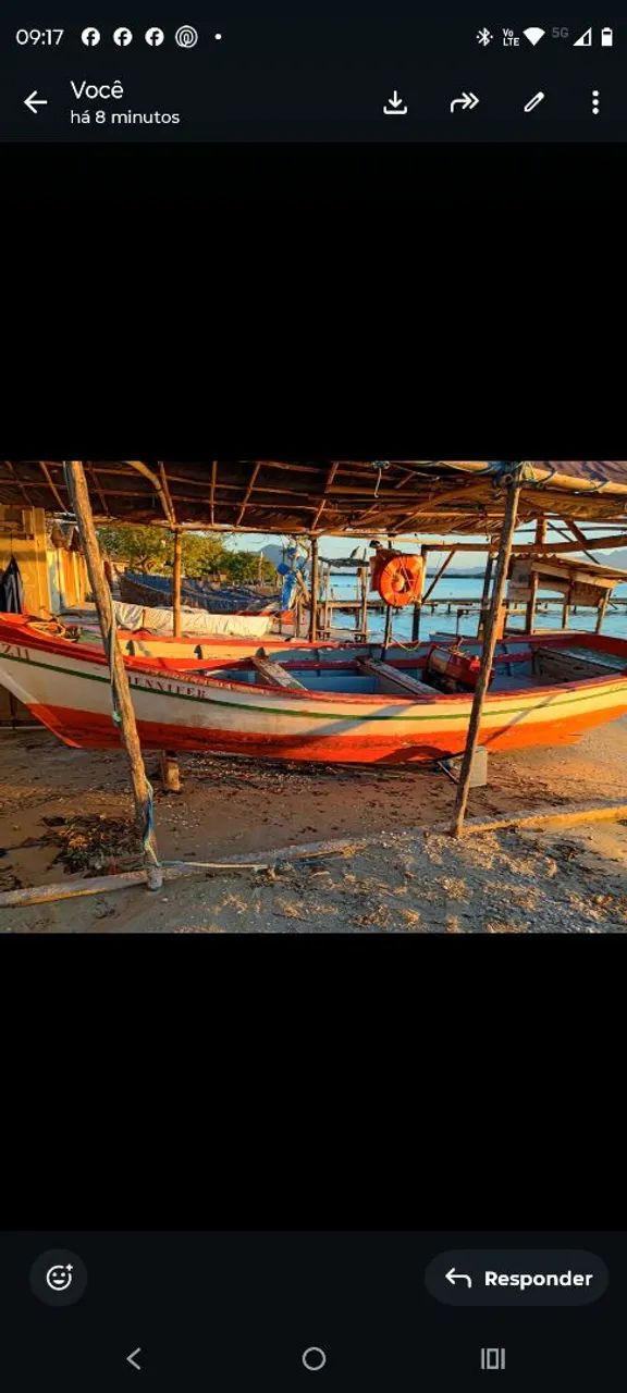 Barco ,bote de madeira 