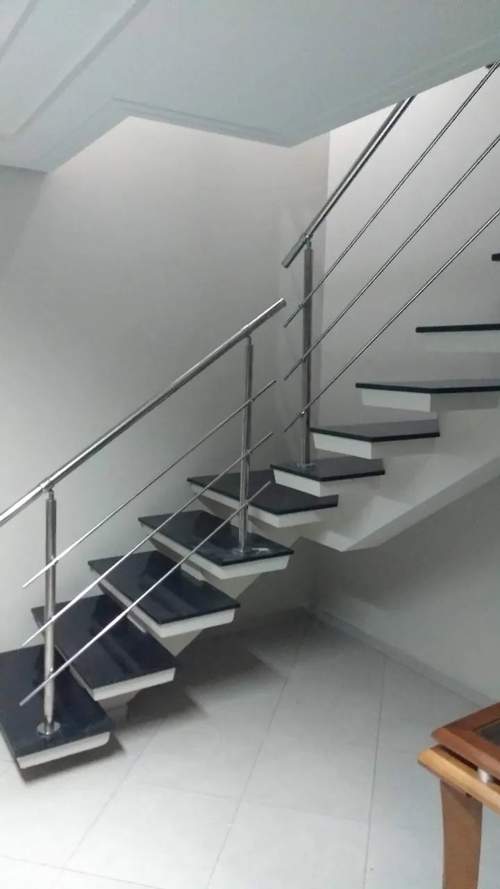 Guarda corpo em aço inox com 3 paralelas