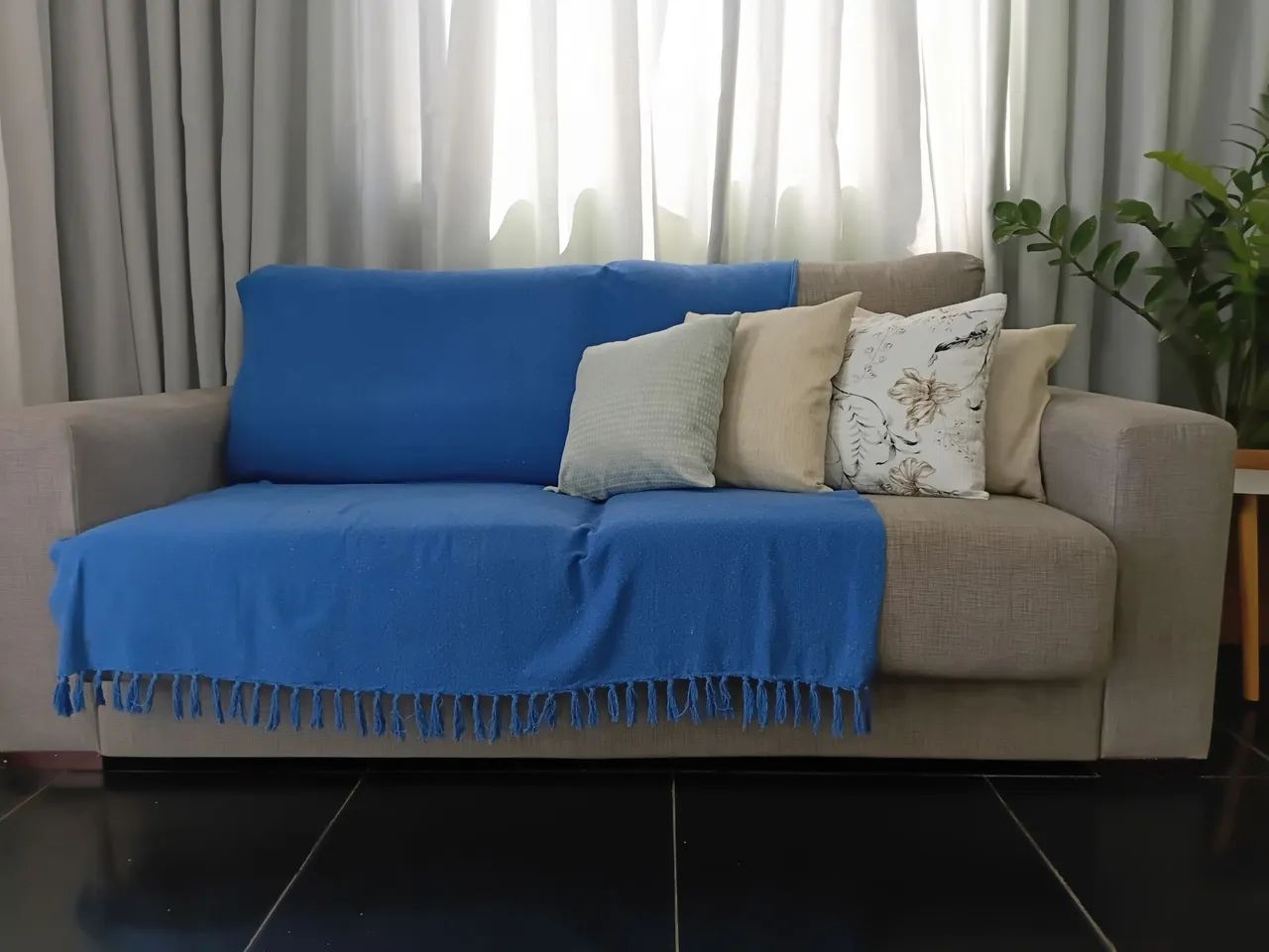 Sofá  estrutura metálica  - Foto 4