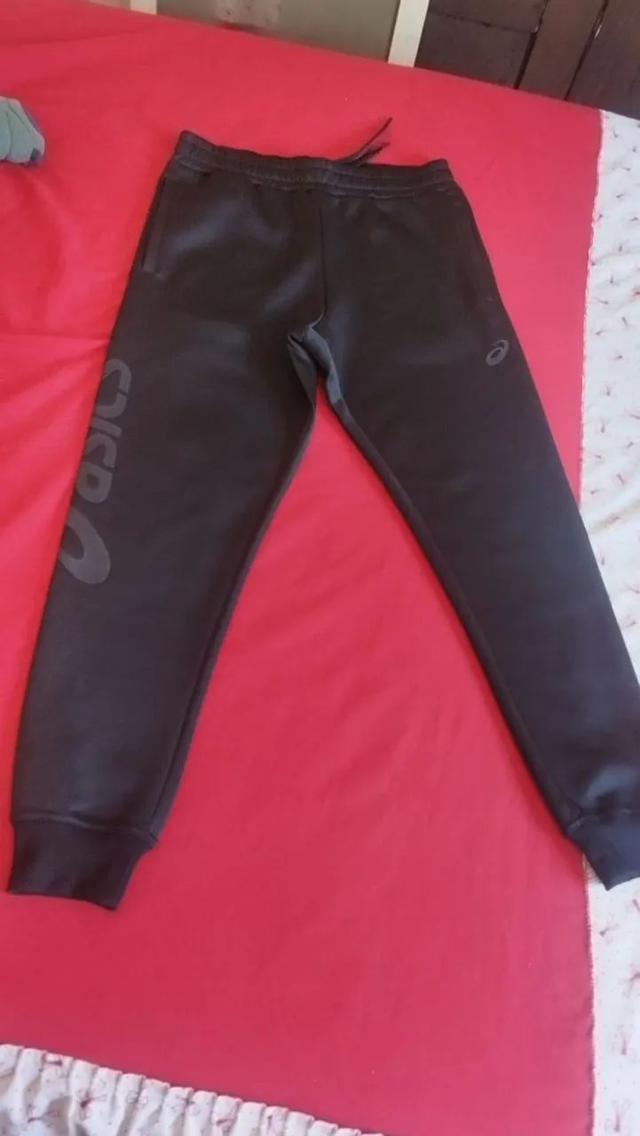 Calça esportiva Asics 