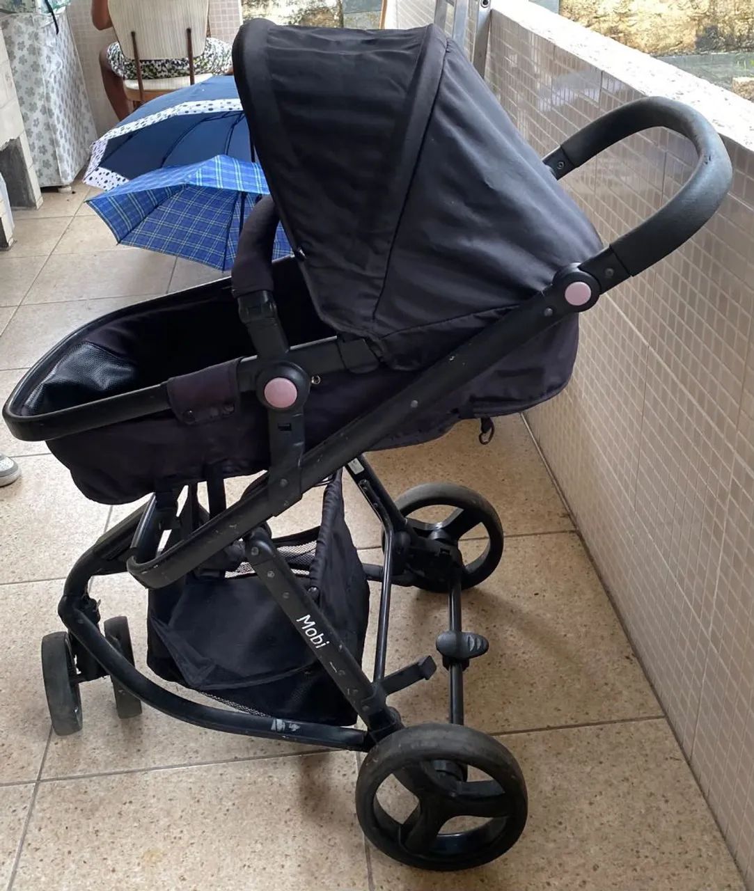 Vende-se carrinho de bebê. - Foto 2