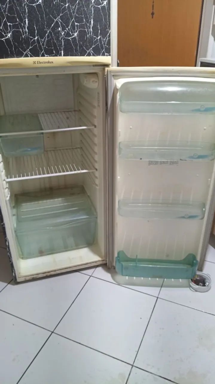 Geladeira com defeito - Foto 2