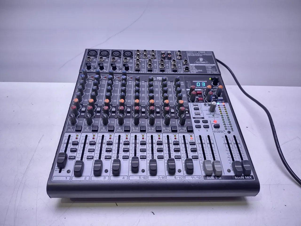 Mix Beringer x1622 USB com efeito 