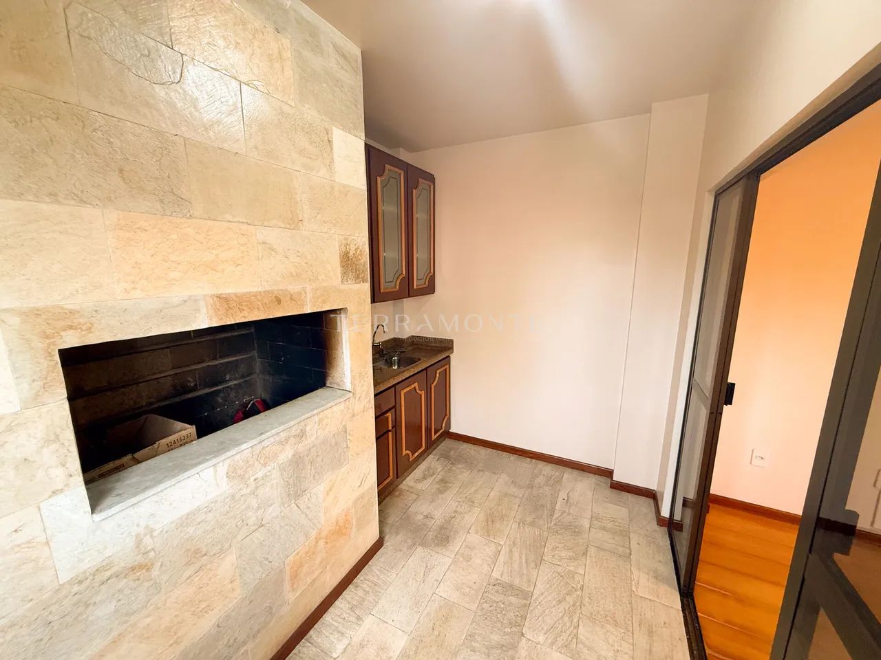 182 m² com 4 quartos no Centro - Foto 4