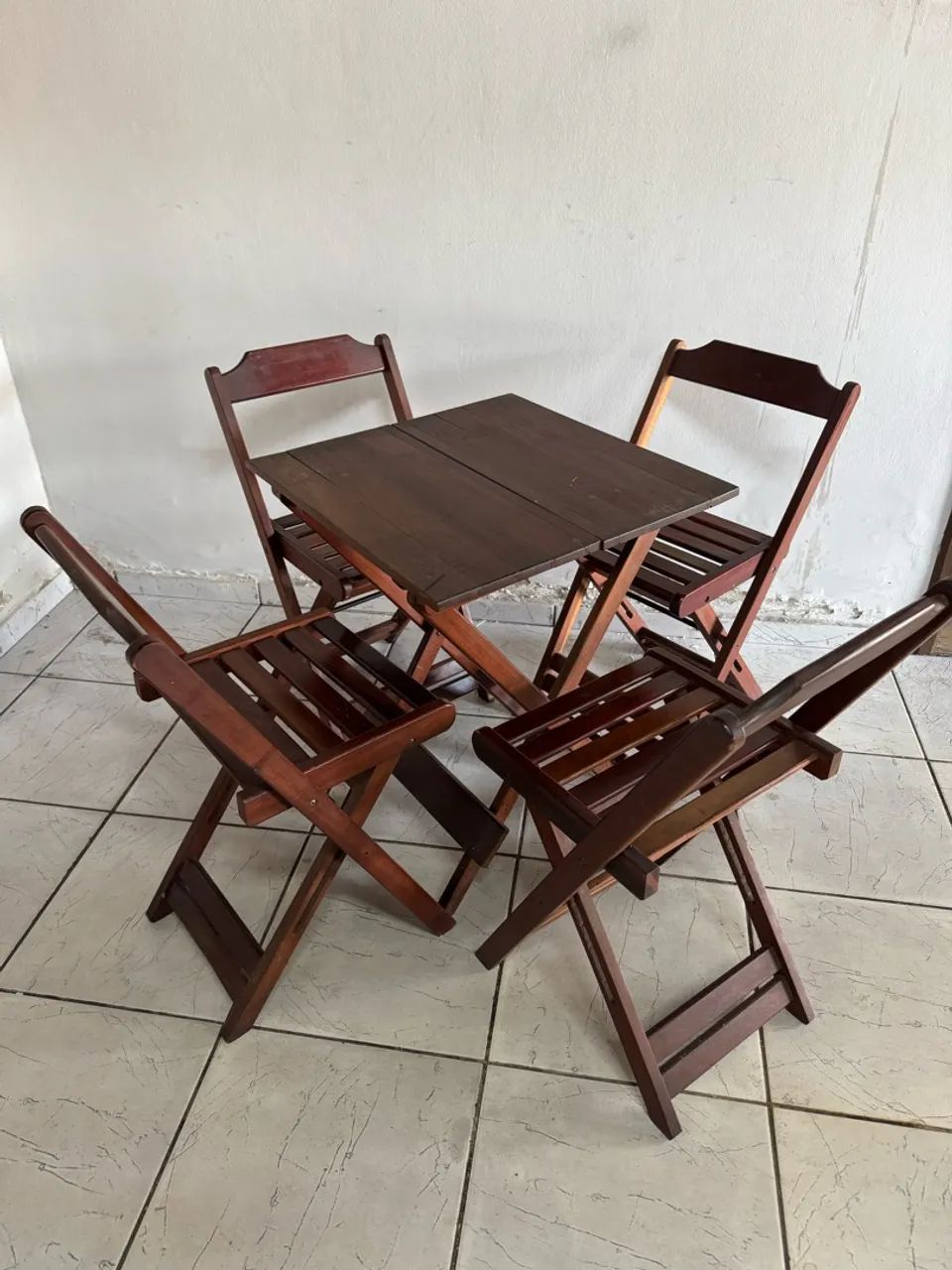 Jogo de mesas MADEIRA 