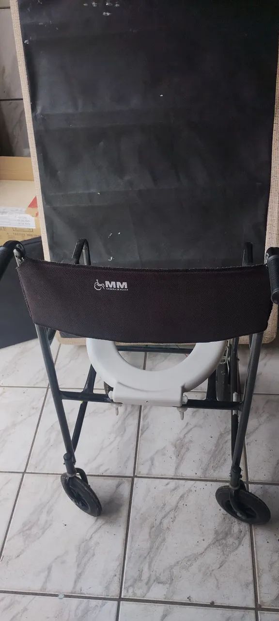 Cadeira de banho  - Foto 4