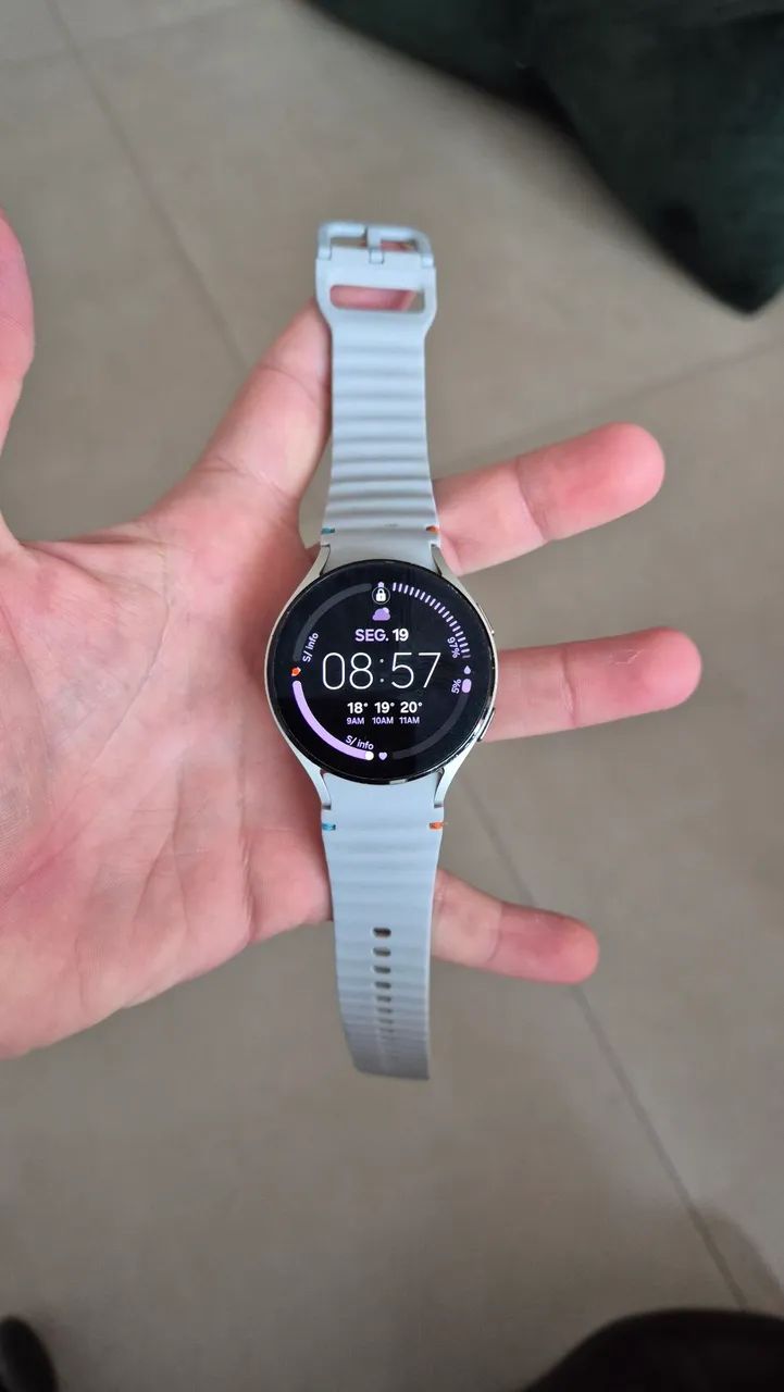 Samsung Galaxy Watch 4 - Foto 2