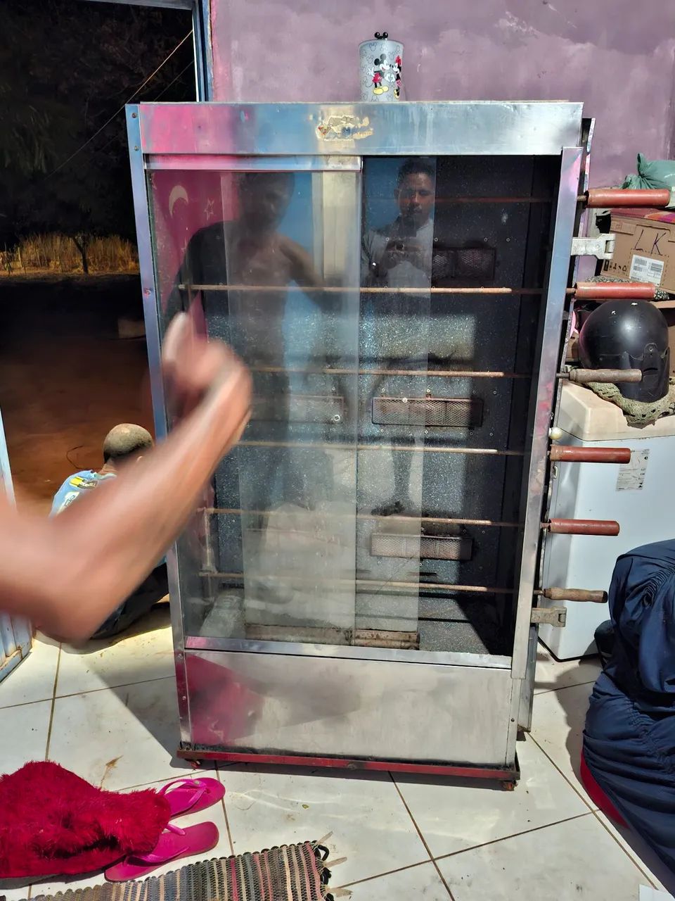 Máquina de frango assado 