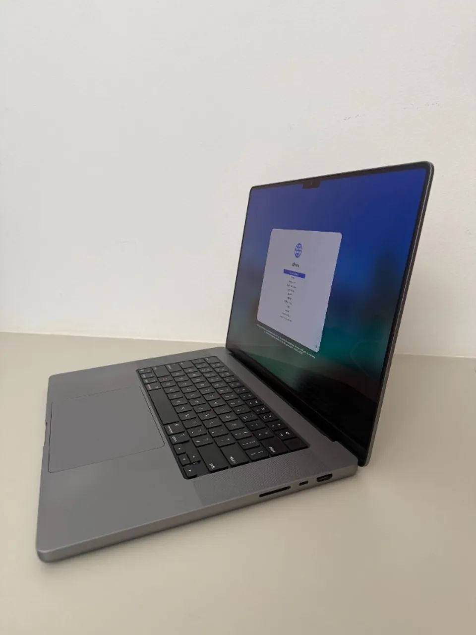 MacBook Pro 16