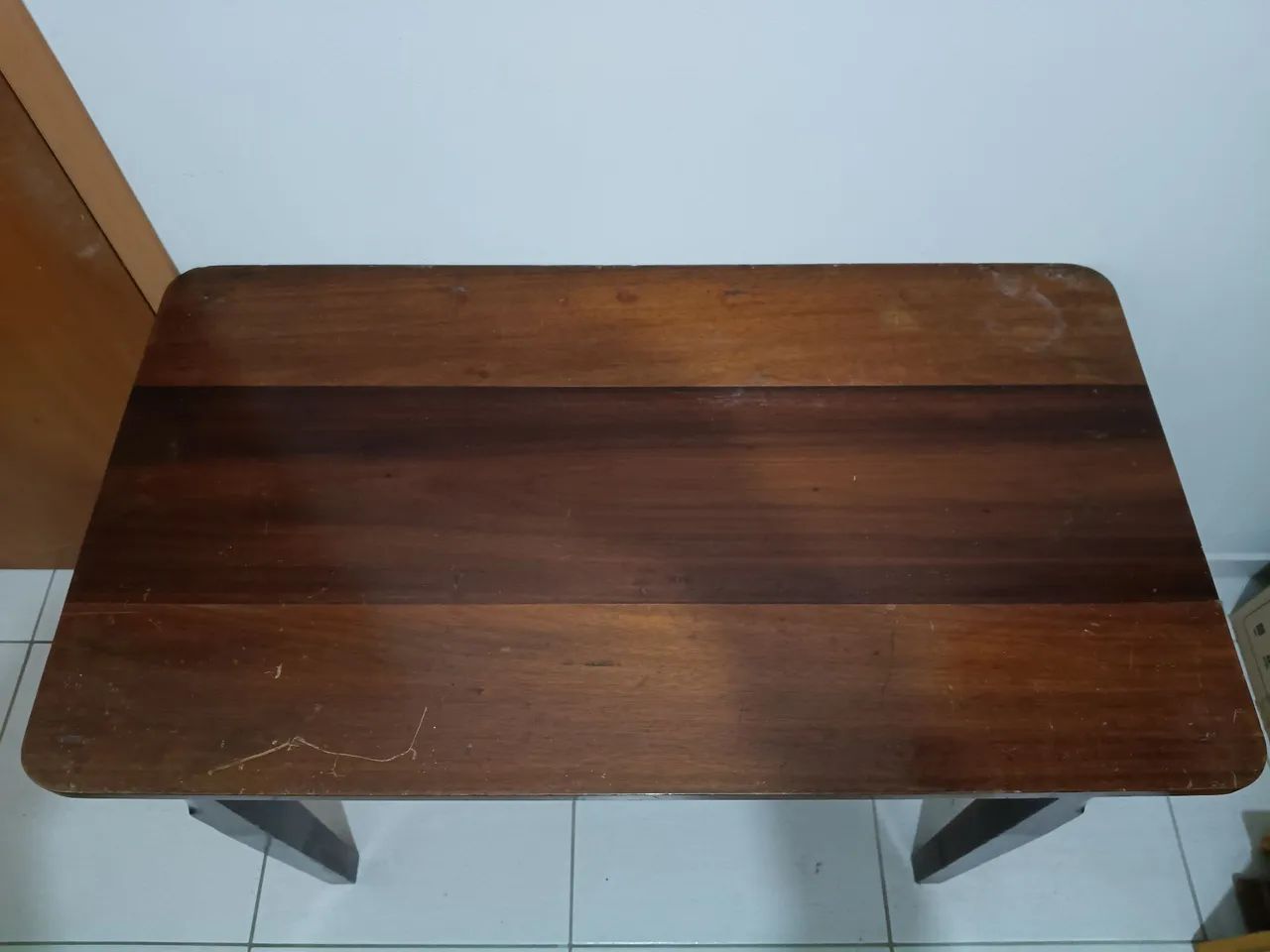 Mesa aparador em madeira de lei antiga - Foto 3