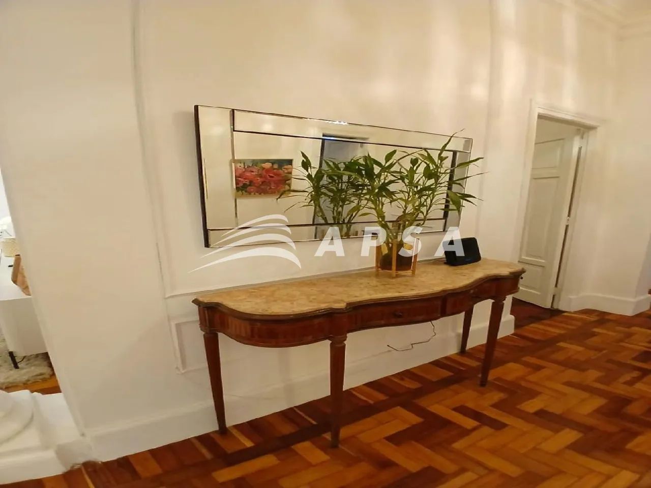 NA CHARMOSA RUA RONALD DE CARVALHO, NO CORAÇÃO DE COPACABANA, ESTE APARTAMENTO DE 150M² RE - Foto 6