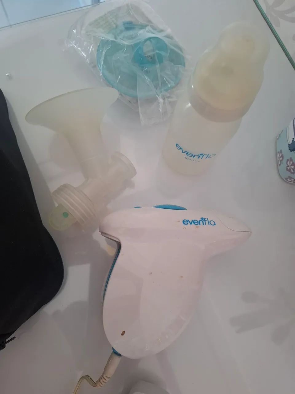 Desmamadeira elétrica Evenflo (Bomba tirar leite) - Foto 2