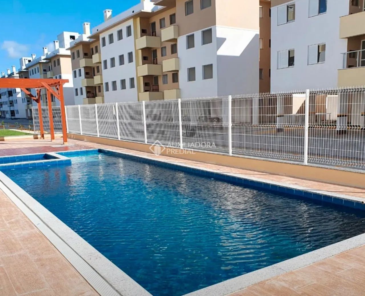 Apartamento mobiliado de 2 dormitórios com sacada e churrasqueira em Vargem Grande - Foto 2