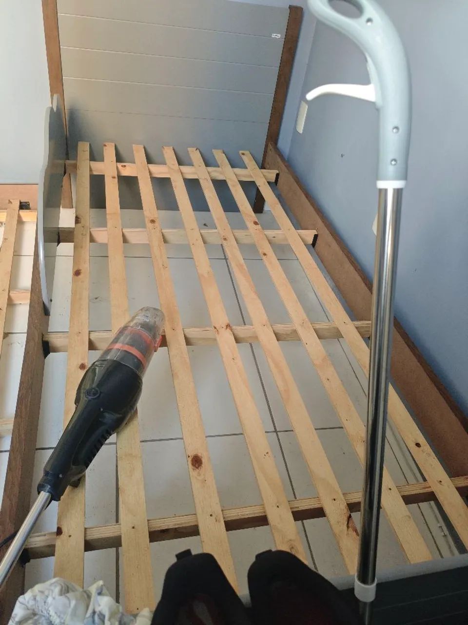 Cama de solteiro com auxiliar e colchão  - Foto 4