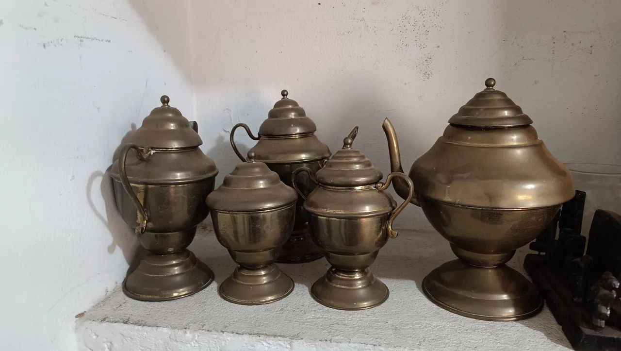 Conjunto antigo de chaleira 
