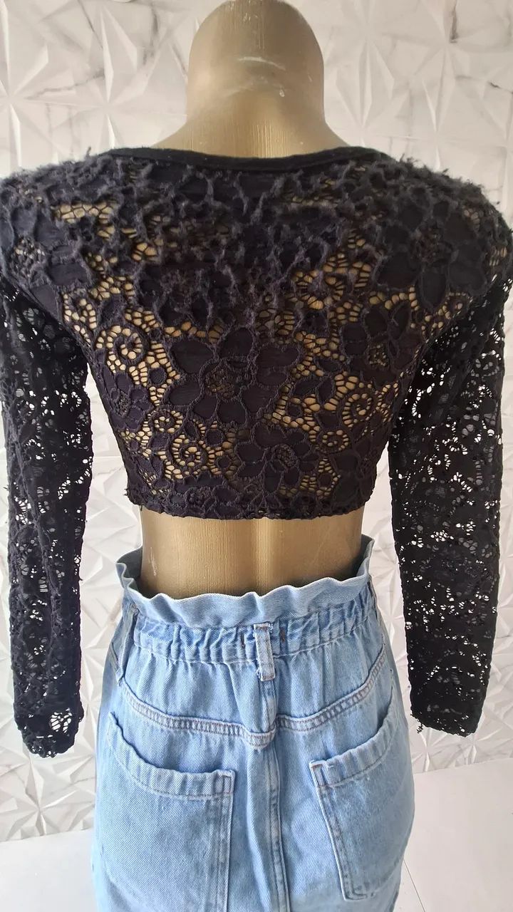 Cropped Manga Longa Preto  - Foto 2
