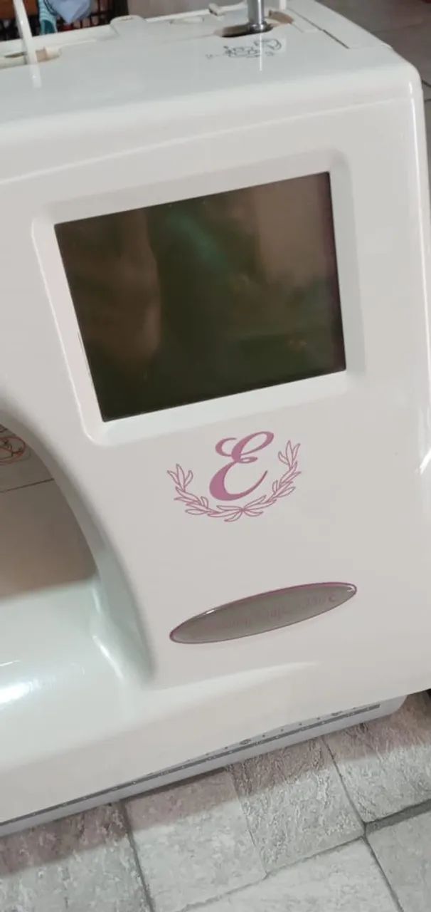 BORDADEIRA JANOME - Foto 4