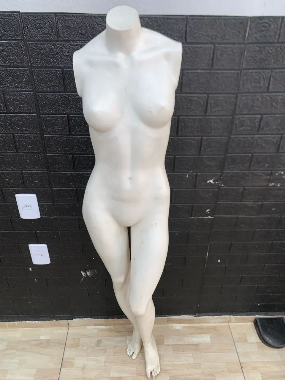 Manequim Feminino corpo inteiro 