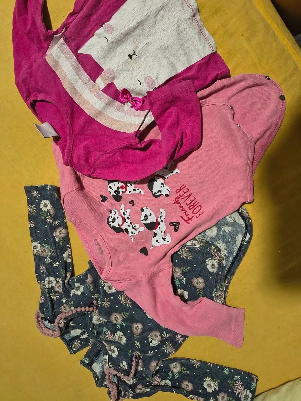 Lote de menina tamanho M e G  - Foto 3