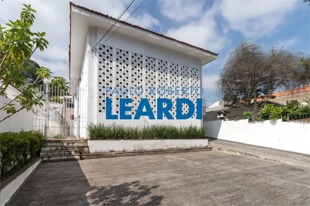 COMERCIAL - PACAEMBÚ - SP