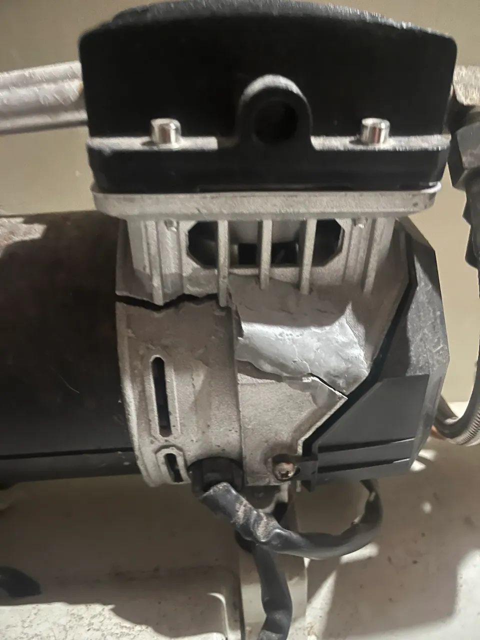 Compressor odontológico (isento óleo) - Foto 2