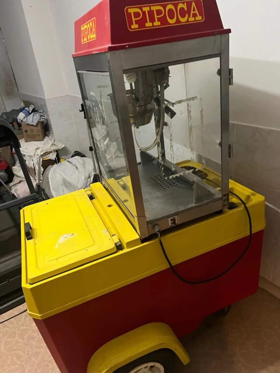 Carrinho de Pipoca elétrico com cooler e bebidas