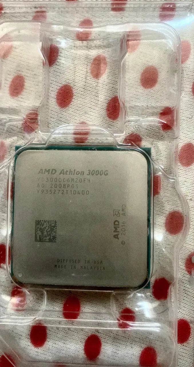 PROCESSADOR AMD ATHLON 3000G, 3.5Ghz, 4 NUCLEOS ( PARA VENDER RAPIDO )