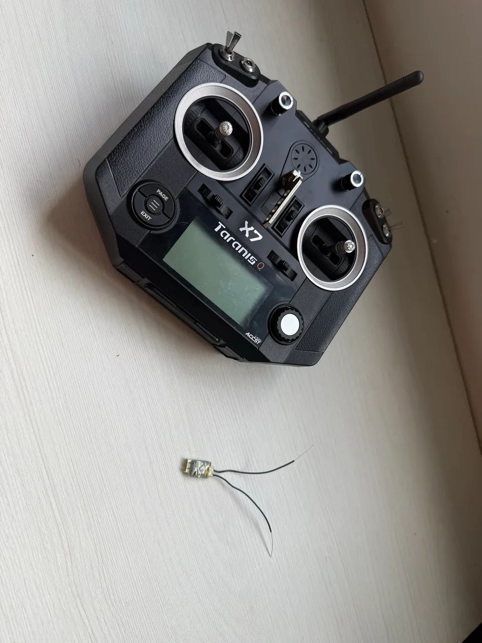 Controle Taranis Q x7 + receptor Frsky