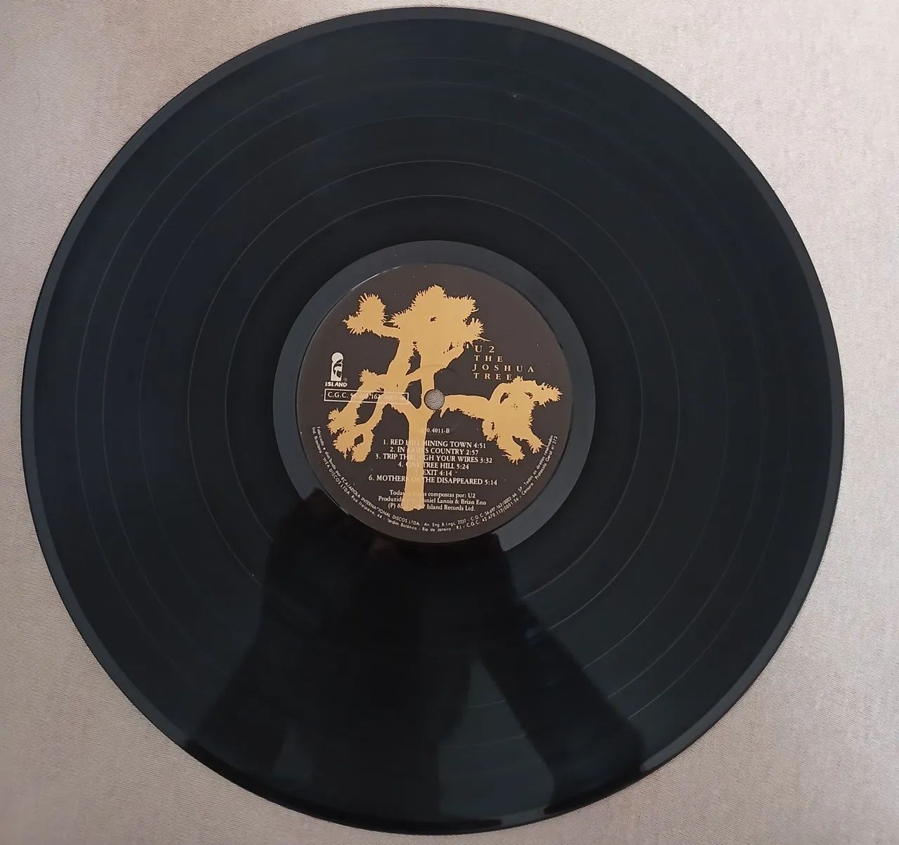 Vendo LP U2 Joshua Tree  - Foto 4