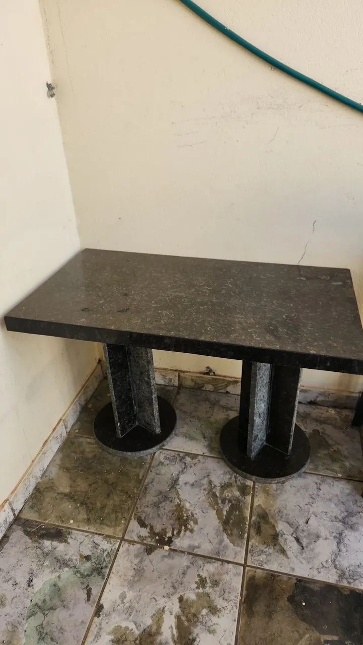 Mesa de mármore 