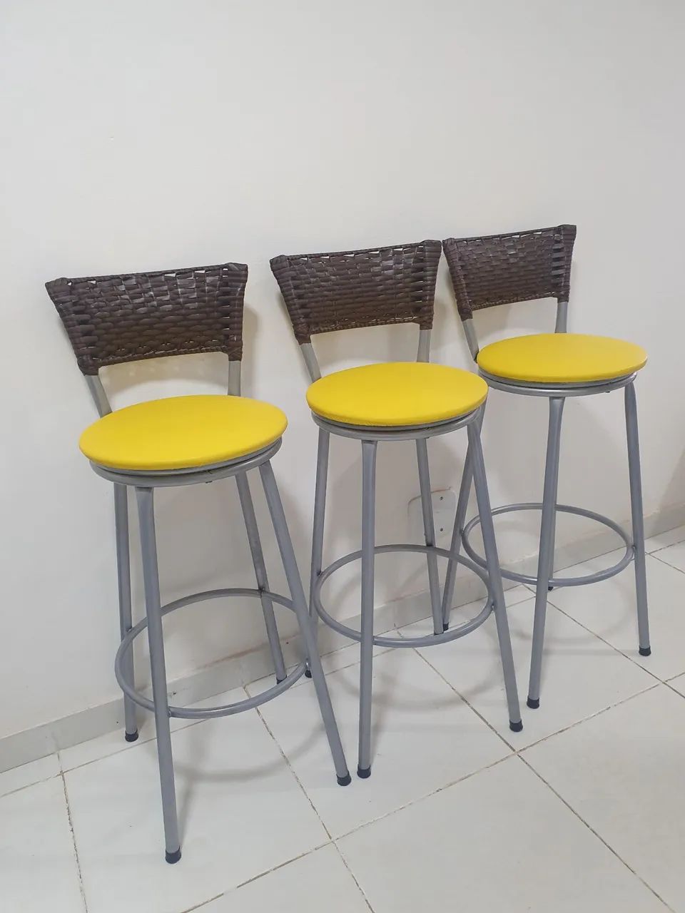 Conjunto de Três Bancos