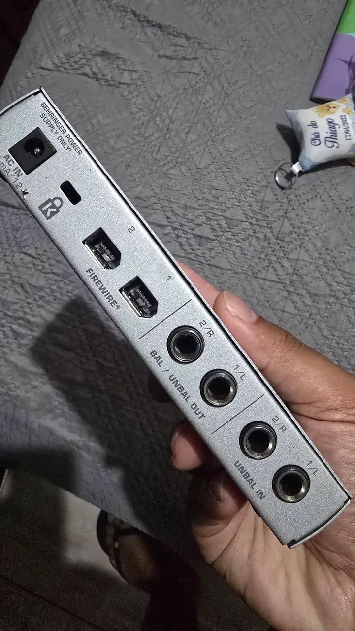Interface Behringer Firewire 2 canais - Foto 5